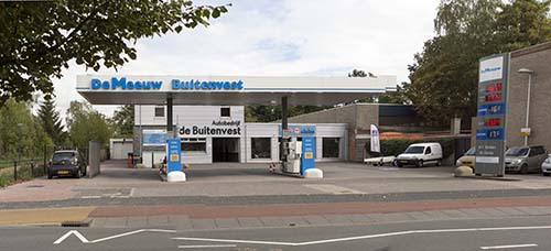 Bij de Buitenvest is er tevens een tankstation: De Meeuw